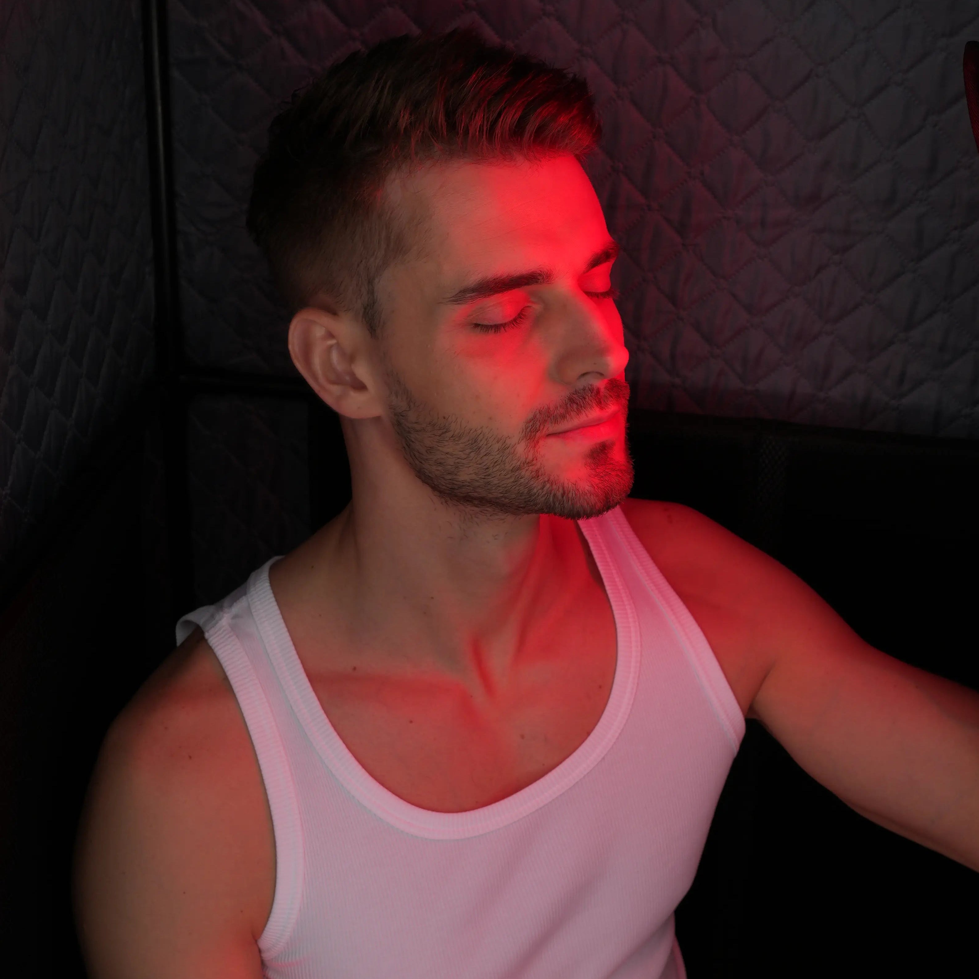 the infrared sauna with red light can improve your well-being easily