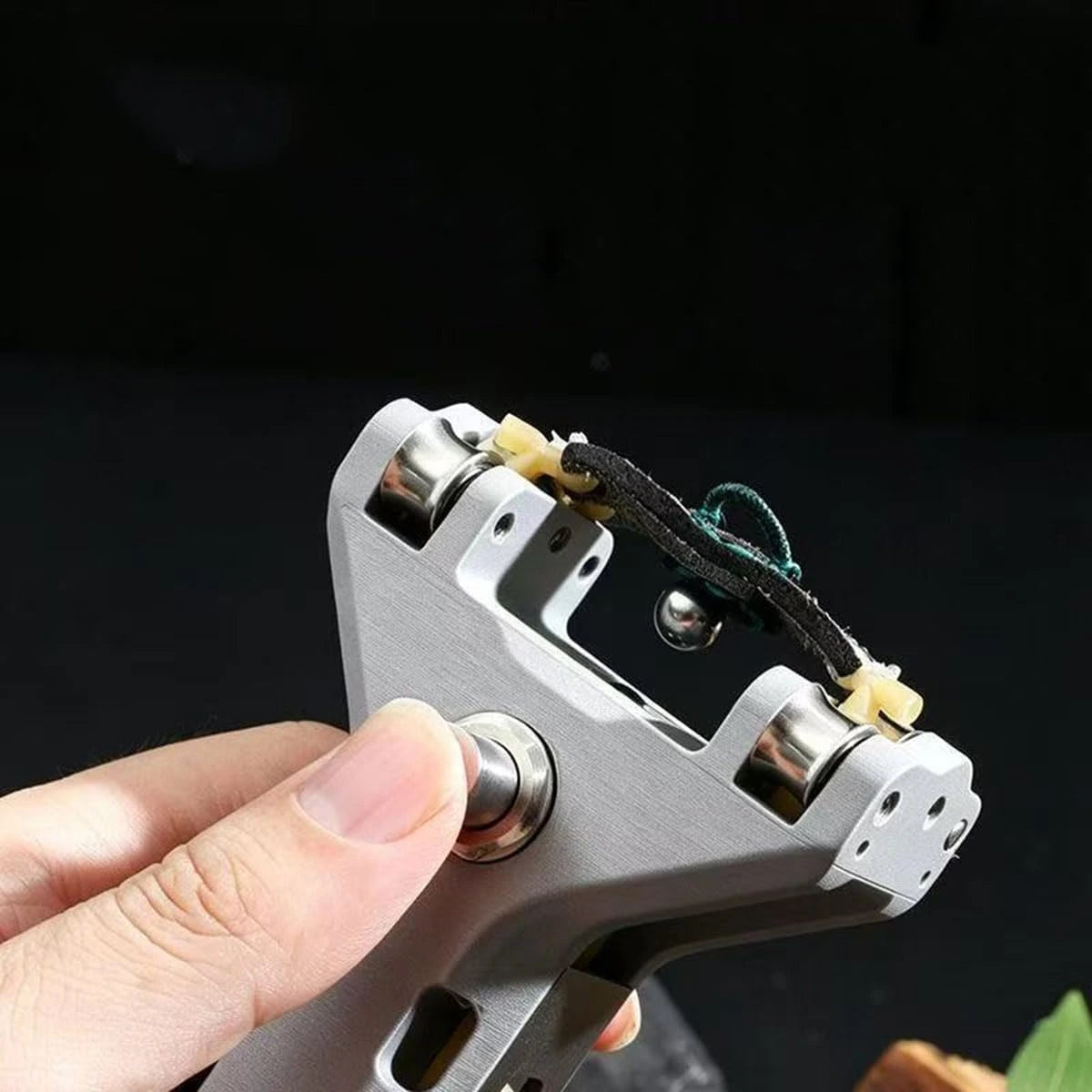LUCEARS™ Semi Aluminum Alloy Auto Slingshot Kit with Roller Bearings for Adult Target Practice
