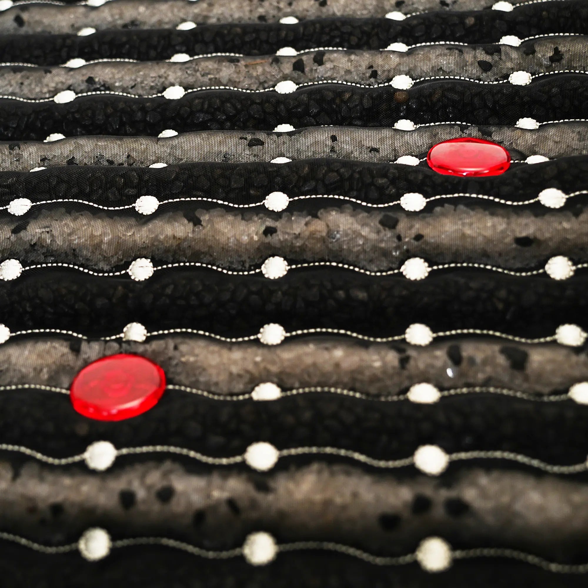 pemf mat is different from grounding mat on usage